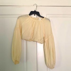 Cute long sleeved crop top